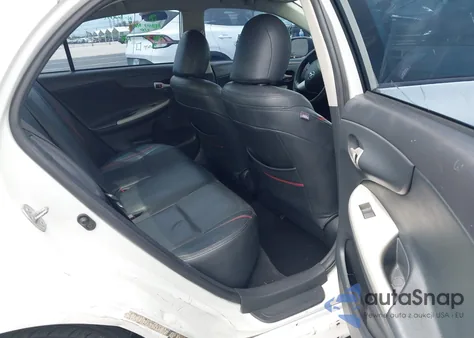 2013 Toyota Corolla S z USA, uszkodzony, nr VIN 5YFBU4EE4DP147166